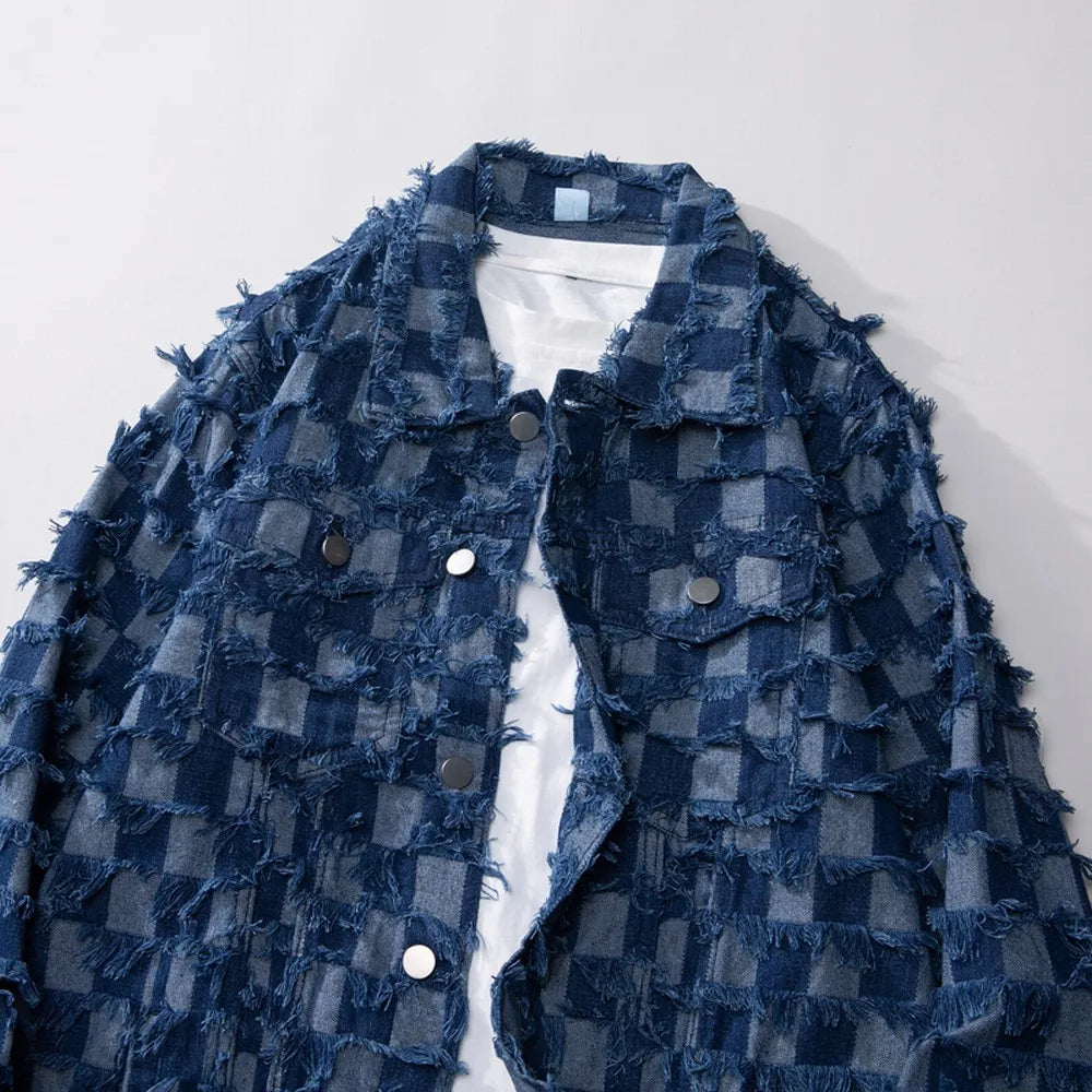 Veste en Jean à Carreaux Bleu Rétro avec Franges pour Homme - Style Streetwear Décontracté Découvrez le charme intemporel du printemps et de l’automne avec cette veste en jean à carreaux bleu rétro. Confectionnée avec soin, elle présente des franges éléga